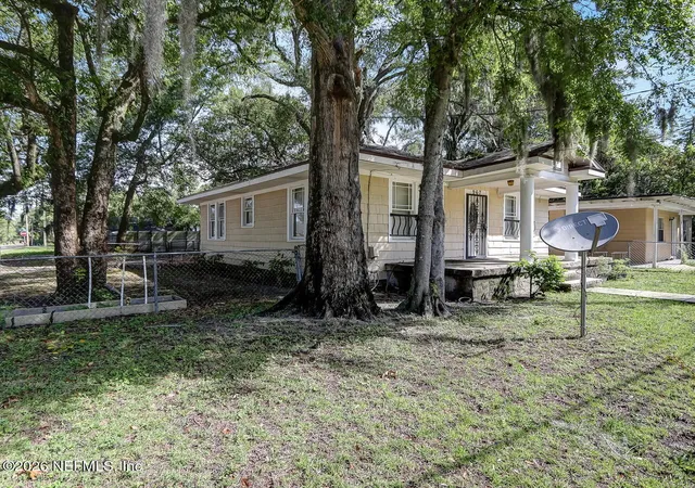Photo 3 of Single family home for sale at 967 Kenmore St, Jacksonville, FL 32208 | MLS# 2156442 | Listing updated on 2026-09-14