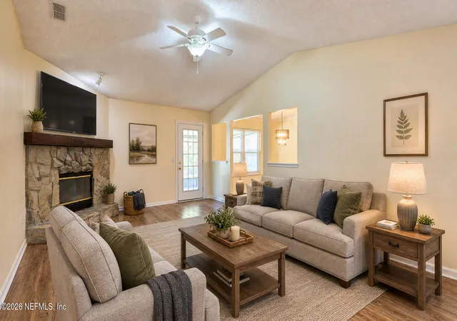 3rd image of 12421 Good Neighbor Trl, Jacksonville, FL 32225 | MLS# 2155679