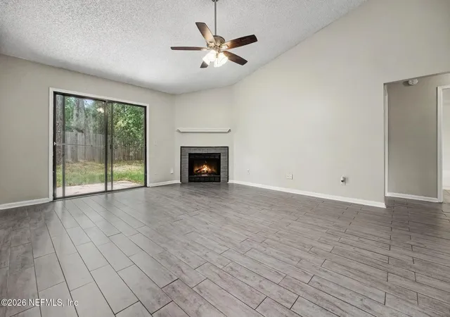Photo 3 of Sale Pending at 924 Aries Rd W, Jacksonville, FL 32216 | MLS# 2155803 | Listing updated on 2026-09-15