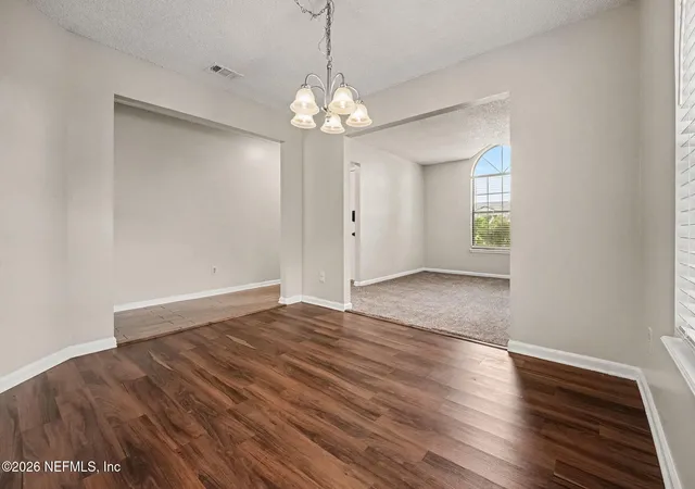 Photo 4 of Sale Pending at 924 Aries Rd W, Jacksonville, FL 32216 | MLS# 2155803 | Listing updated on 2026-09-15