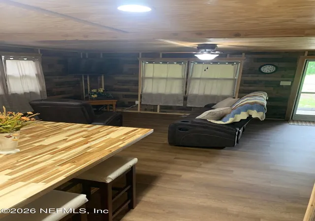 Photo 3 of Manufactured home for sale at 125 Willis Rd, Interlachen, FL 32148 | MLS# 2155444 | Listing updated on 2026-07-15