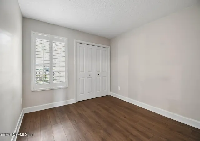 3rd image of 3809 Lavista Cir #210, Jacksonville, FL 32217 | MLS# 2155453