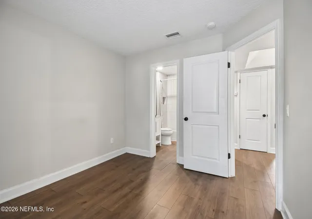 4th image of 3809 Lavista Cir #210, Jacksonville, FL 32217 | MLS# 2155453