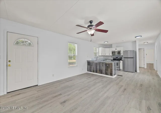 Photo 2 of Manufactured home for sale at 174 Union Ave, Interlachen, FL 32148 | MLS# 2155462 | Listing updated on 2026-09-21