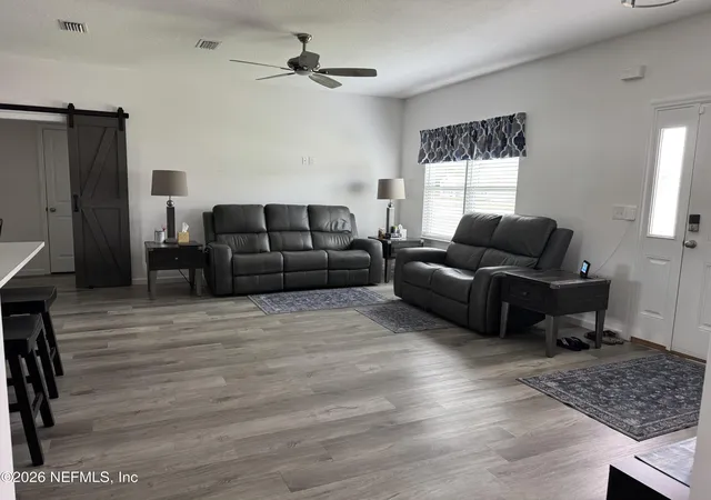 2nd image of 276 Sw Chesterfield Cir, Lake City, FL 32024 | MLS# 2155534