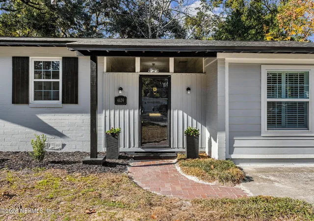 Photo 4 of Single family home for sale at 4639 Tanbark Rd, Jacksonville, FL 32210 | MLS# 2155605 | Listing updated on 2026-09-18