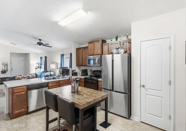 Photo 4 of Townhouse for sale at 3814 Evan Samuel Dr, Jacksonville, FL 32210 | MLS# 2155567 | Listing updated on 2026-07-23
