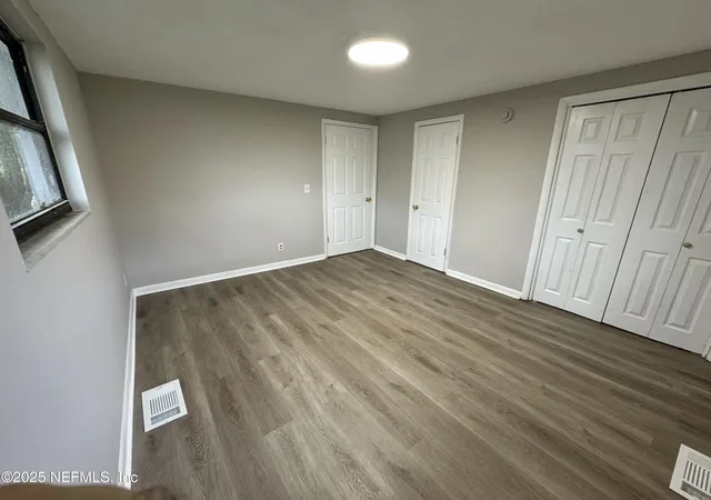 Photo 2 of Single family home for sale at 5612 Oliver St, Jacksonville, FL 32211 | MLS# 2155582 | Listing updated on 2026-09-16