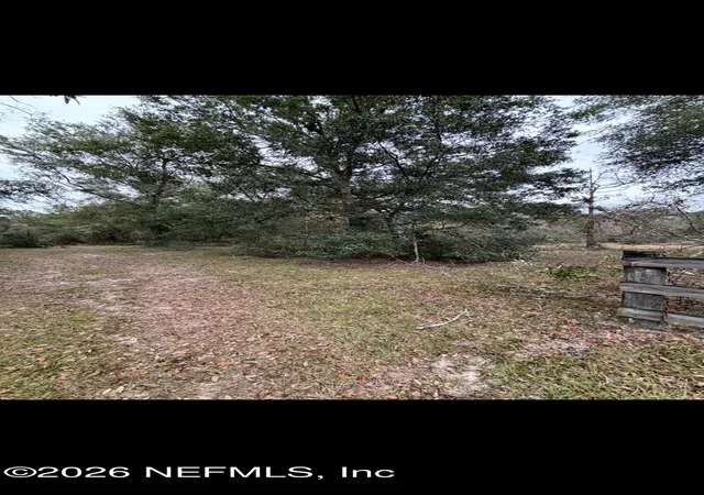 1st image of 687 Sw Grape St, Lake City, FL 32024 | MLS# 2157678