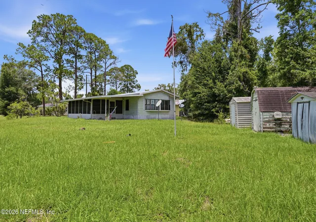 1st image of 100 Alligator Cir, Crescent City, FL 32112 | MLS# 2155624