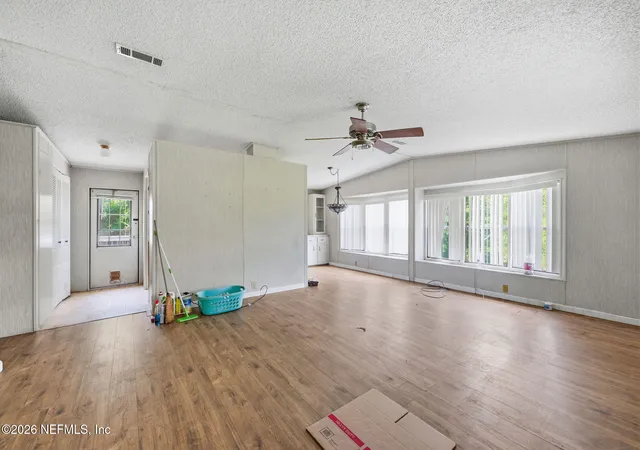 4th image of 100 Alligator Cir, Crescent City, FL 32112 | MLS# 2155624