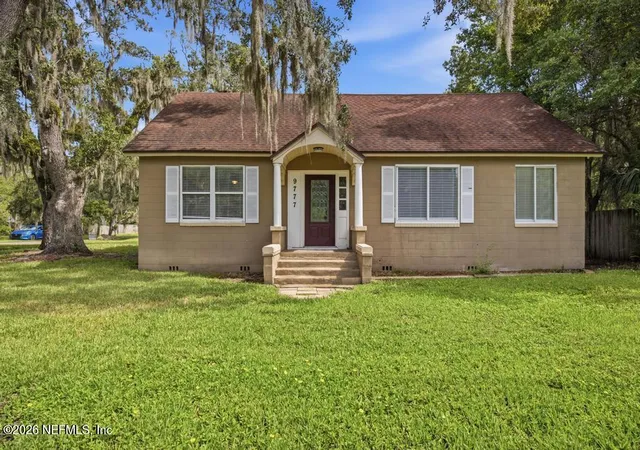 Photo 3 of Single family home for sale at 9777 Carbondale Dr W, Jacksonville, FL 32208 | MLS# 2155641 | Listing updated on 2026-09-11