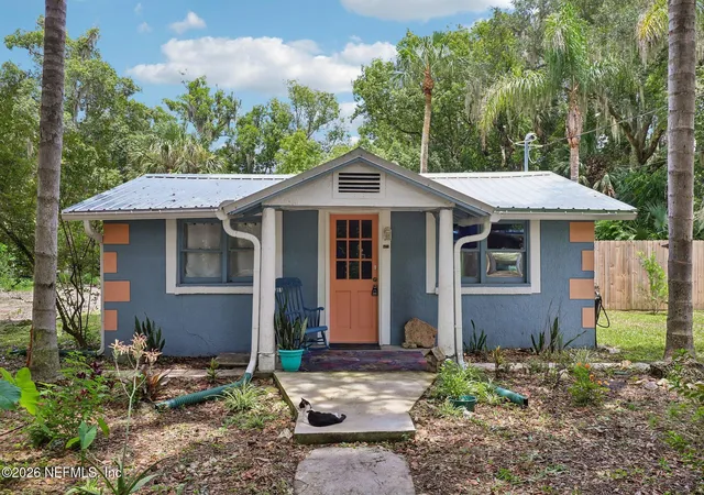 1st image of 521 S 9th St, Crescent City, FL 32112 | MLS# 2155667