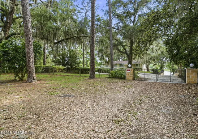 Photo 4 of Single family home for sale at 970 Glynlea Rd, Jacksonville, FL 32216 | MLS# 2155838 | Listing updated on 2026-08-26