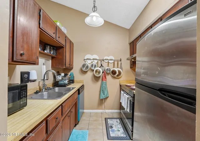 3rd image of 1317 Ellis Trace Dr W, Jacksonville, FL 32205 | MLS# 2159144