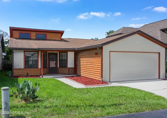 Photo 3 of Single family home for sale at 1965 Swallow Run W, Orange Park, FL 32073 | MLS# 2155750 | Listing updated on 2026-09-13