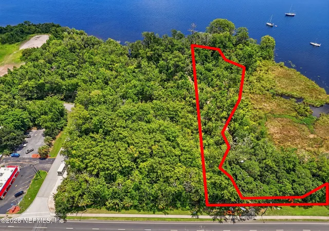 23rd image of 654 S Orange Ave, Green Cove Springs, FL 32043 | MLS# 2156008