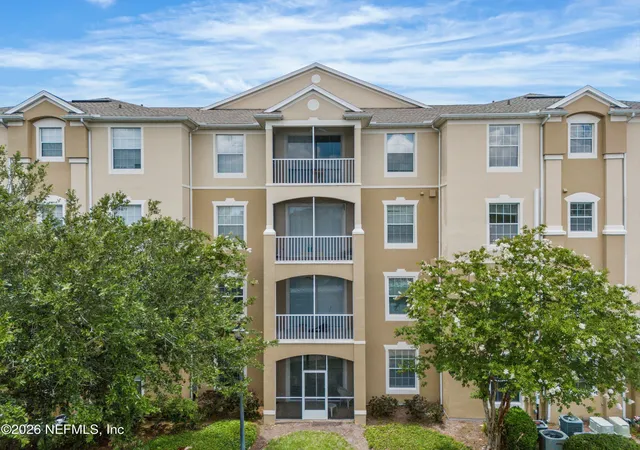 Photo 2 of Condo for sale at 7801 Point Meadows Dr #2302, Jacksonville, FL 32256 | MLS# 2155891 | Listing updated on 2026-08-27