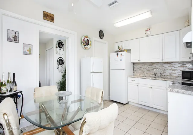 Photo 3 of Single family home for sale at 515 York Rd #1, Lehigh Acres, FL 33936 | MLS# 2155980 | Listing updated on 2026-07-17