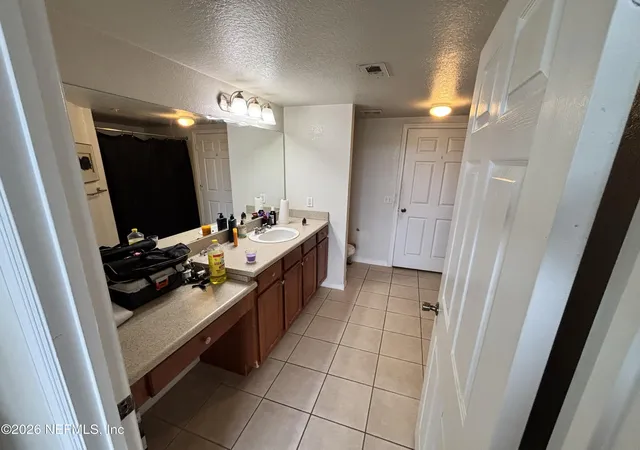4th image of 8550 Touchton Rd #834, Jacksonville, FL 32216 | MLS# 2156046