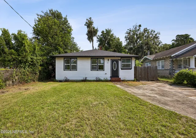 Photo 2 of Single family home for sale at 29 56th Street E, Jacksonville, FL 32208 | MLS# 2157433 | Listing updated on 2026-08-26
