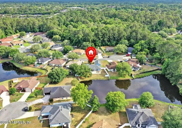 Photo 3 of Single family home for sale at 7885 Steamboat Springs Ct, Jacksonville, FL 32210 | MLS# 2156082 | Listing updated on 2026-07-26