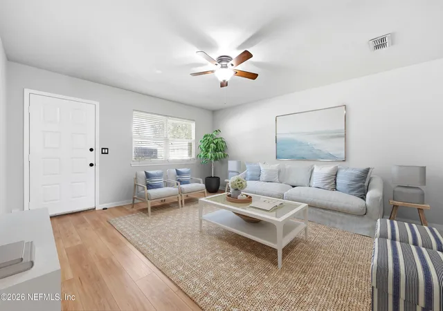 3rd image of 2183 Cypress Landing Dr, Jacksonville, FL 32233 | MLS# 2156085