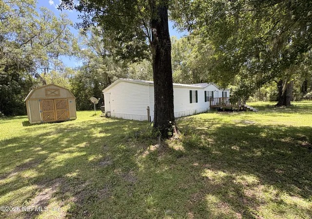 Photo 4 of Single family home for sale at 7811 S 301 Highway, Jacksonville, FL 32234 | MLS# 2156116 | Listing updated on 2026-07-20