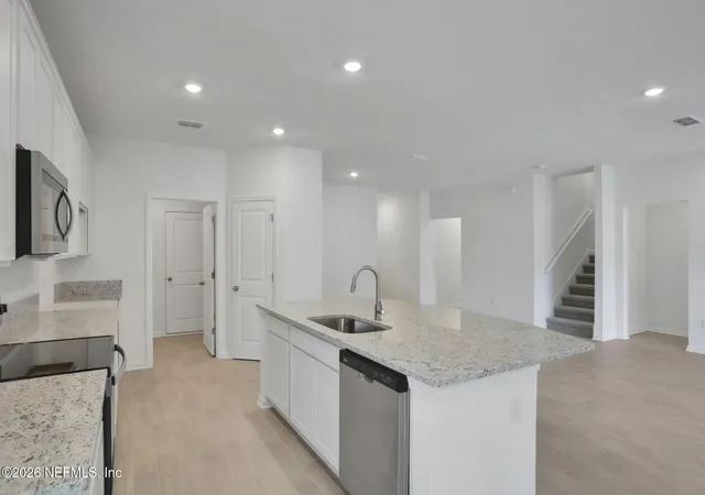 5th image of 2764 Laurel Falls Dr, Green Cove Springs, FL 32043 | MLS# 2156092