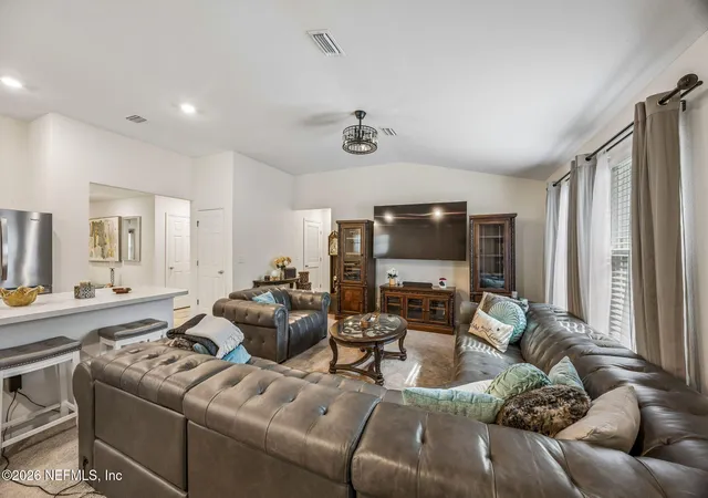 Photo 4 of Single family home for sale at 6587 Burnt Crk Rd, Jacksonville, FL 32222 | MLS# 2156156 | Listing updated on 2026-08-22