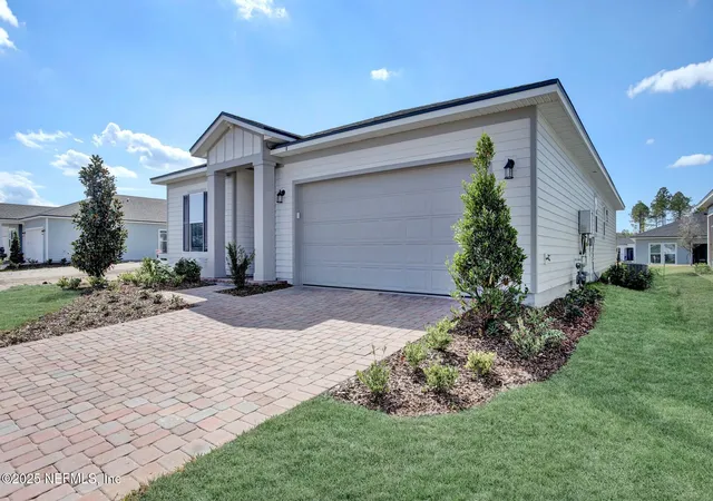Single family home for sale at 56 Jackson Blue Dr, Palm Coast, FL 32137 | MLS# 2156119