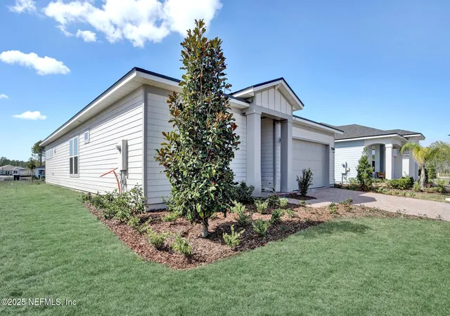 Photo 2 of Single family home for sale at 56 Jackson Blue Dr, Palm Coast, FL 32137 | MLS# 2156119 | Listing updated on 2026-09-21