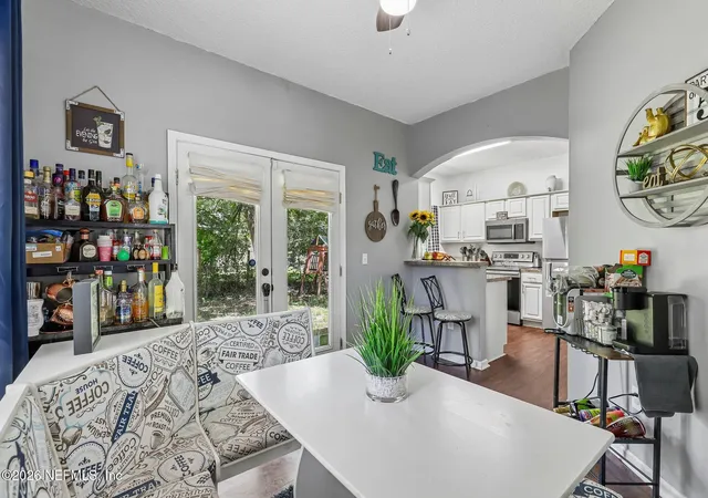 Photo 4 of Single family home for sale at 2323 Southern Ave, Jacksonville, FL 32207 | MLS# 2156680 | Listing updated on 2026-09-06