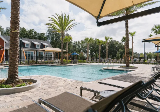 Photo 4 of Sale Pending at 2940 Adelaide Rd, Green Cove Springs, FL 32043 | MLS# 2156207 | Listing updated on 2026-07-27