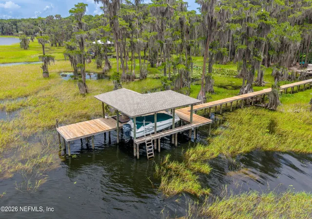 Photo 2 of Single family home for sale at 298 SE 5th Avenue, Melrose, FL 32666 | MLS# 2156281 | Listing updated on 2026-09-08