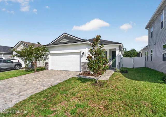 Photo 3 of Single family home for sale at 300 Honeycomb Trl, St. Augustine, FL 32095 | MLS# 2156506 | Listing updated on 2026-09-16