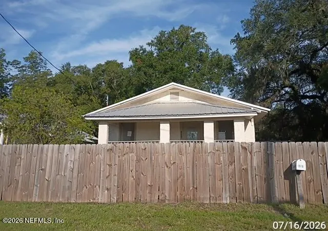 Photo 1 of Sale Pending at 1916 Thelma St, Jacksonville, FL 32206 | MLS# 2156271 | Listing updated on 2026-08-25