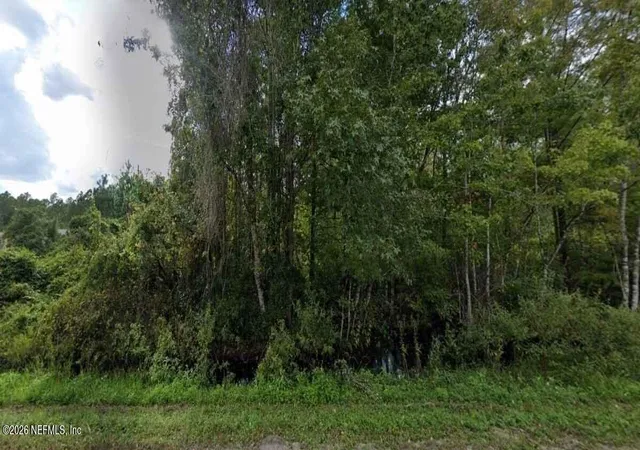 Photo 3 of Land for sale at 696 W River Rd, Palatka, FL 32177 | MLS# 2157383 | Listing updated on 2026-07-28