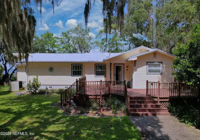 Photo 1 of Sale Pending at 442 Cedar Crk Rd, Palatka, FL 32177 | MLS# 2156295 | Listing updated on 2026-07-24