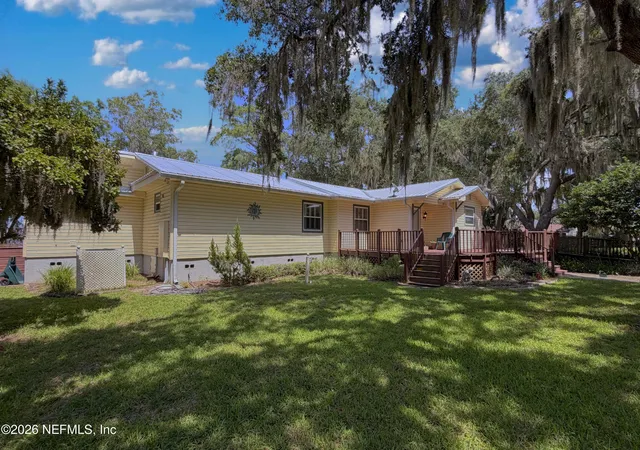 Photo 3 of Sale Pending at 442 Cedar Crk Rd, Palatka, FL 32177 | MLS# 2156295 | Listing updated on 2026-07-24