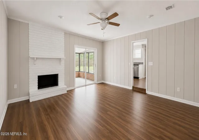 Photo 3 of Single family home for sale at 597 Pembridge Ct, Orange Park, FL 32073 | MLS# 2156296 | Listing updated on 2026-07-21