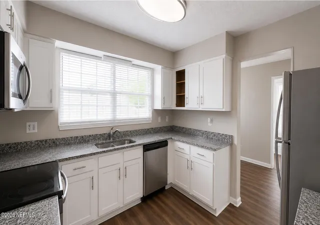 Photo 4 of Single family home for sale at 597 Pembridge Ct, Orange Park, FL 32073 | MLS# 2156296 | Listing updated on 2026-07-21