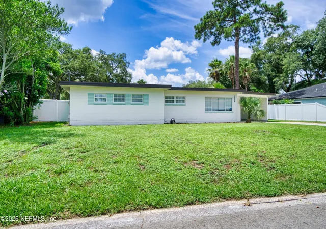 2nd image of 1338 Pinewood Rd, Jacksonville Beach, FL 32250 | MLS# 2158224