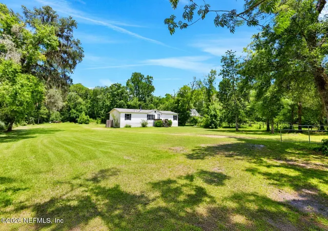 Photo 2 of Manufactured home for sale at 54196 Fouracre Cir, Callahan, FL 32011 | MLS# 2156398 | Listing updated on 2026-09-15