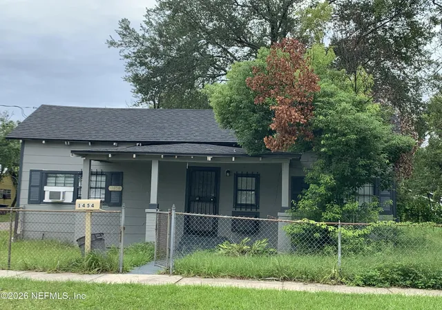Photo 1 of Single family home for sale at 1454 W 6th Street, Jacksonville, FL 32209 | MLS# 2156313 | Listing updated on 2026-08-10