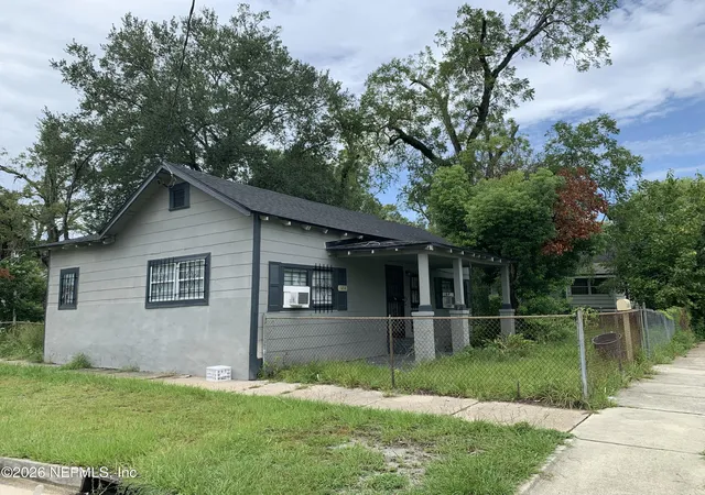 Photo 4 of Single family home for sale at 1454 W 6th Street, Jacksonville, FL 32209 | MLS# 2156313 | Listing updated on 2026-08-10