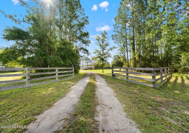 Photo 1 of Single family home for sale at 21959 County Rd 121, Hilliard, FL 32046 | MLS# 2157296 | Listing updated on 2026-09-21