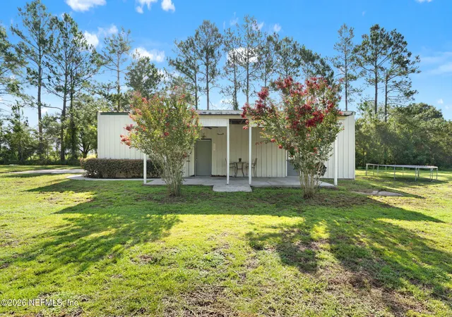 Photo 3 of Single family home for sale at 21959 County Rd 121, Hilliard, FL 32046 | MLS# 2157296 | Listing updated on 2026-09-21