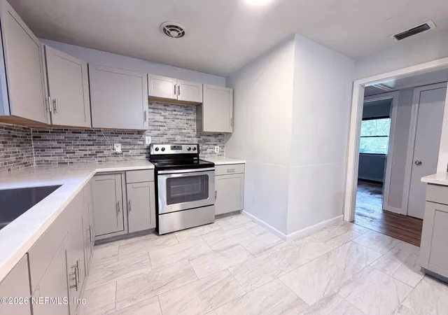 Photo 2 of Single family home for sale at 6309 Pine Cvs Ln, Jacksonville, FL 32211 | MLS# 2156323 | Listing updated on 2026-09-24