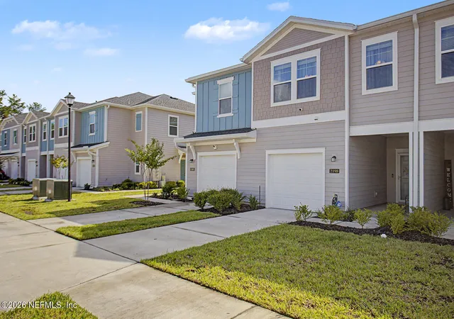Photo 1 of Townhouse for sale at 2198 Windward Cay Ln, Middleburg, FL 32068 | MLS# 2156625 | Listing updated on 2026-08-17